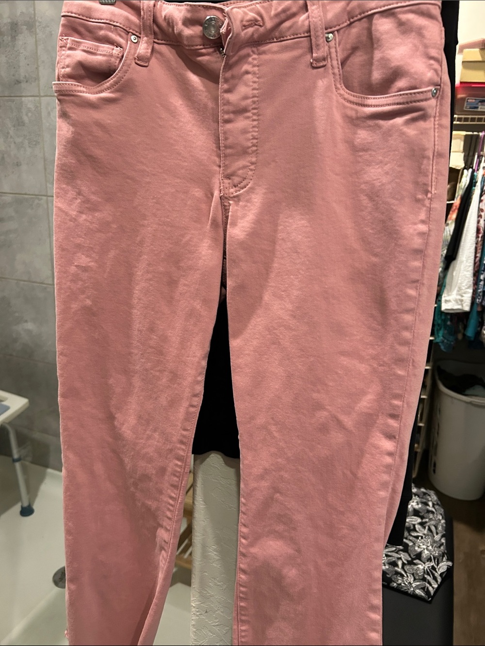 Kut from the Kloth Dusty Rose Cropped Jeans